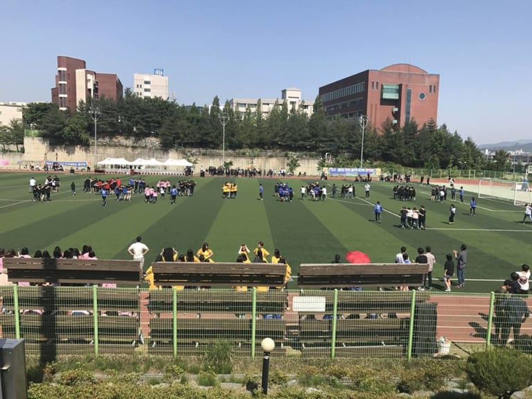 sân thể dục đại học Gimcheon